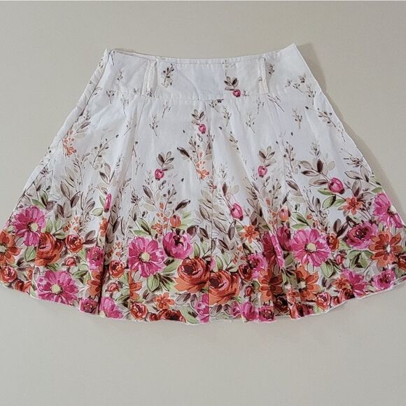 Speak 2 Me Women's Pink Floral Skirt - Picture 11 of 11